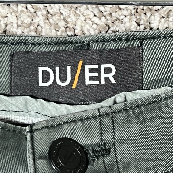 DU/ER Adventure Pants Mens 32 Military Green Cargo Flex Water Repel Live Free - Picture 3 of 8